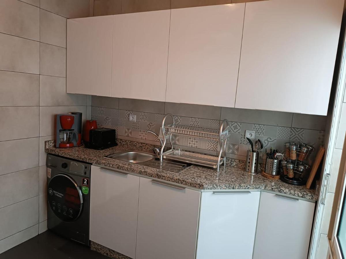 Central Apartment In The Heart Of Tangeri Esterno foto
